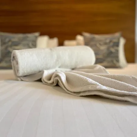 Big Studio At Kaab By The Beach With Roof Top Pool, Sauna And Jacuzzi Near Paseo Del Carmen Mall Playa del Carmen Exterior photo
