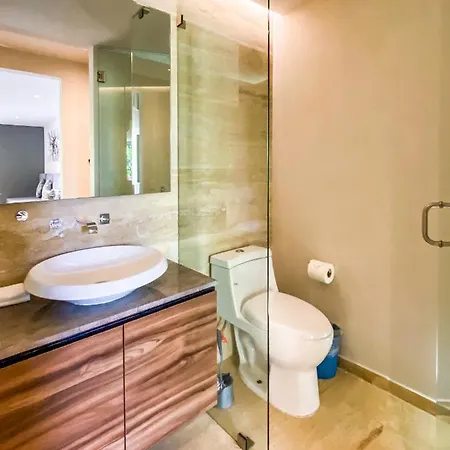 Big Studio At Kaab By The Beach With Roof Top Pool, Sauna And Jacuzzi Near Paseo Del Carmen Mall Playa del Carmen Exterior photo